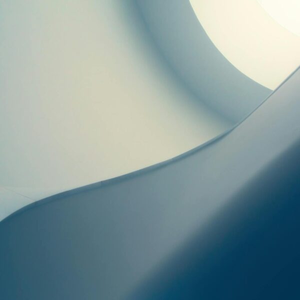 gray and white wallpaper